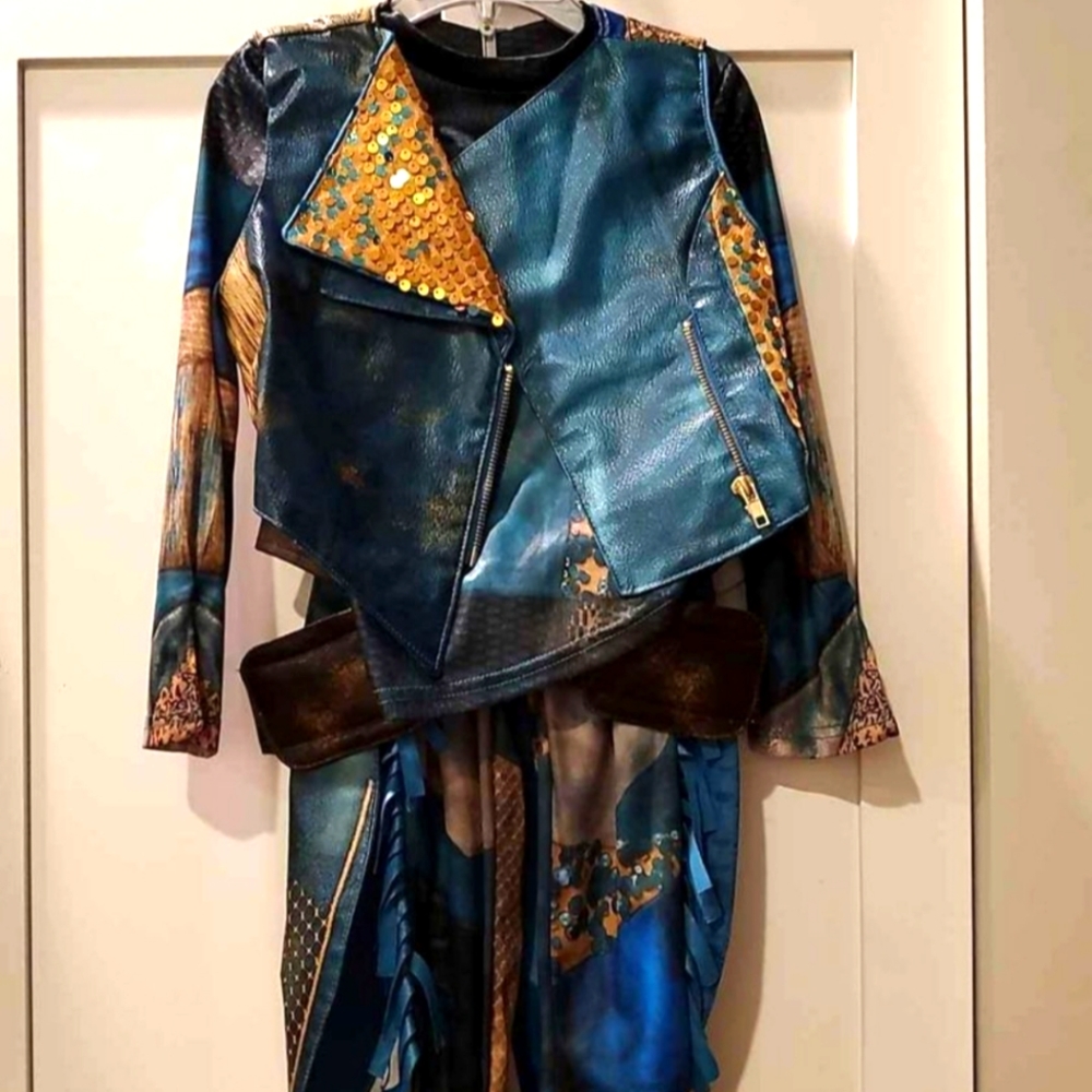 🎃 Disney Descendants Halloween Costume 🎃